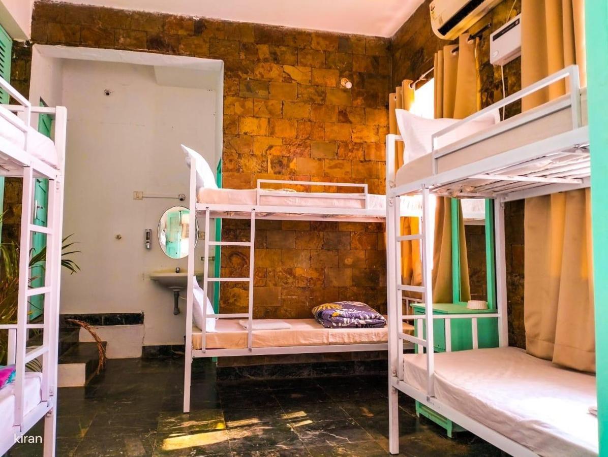 The Turquoiise House 호텔 모르짐 외부 사진